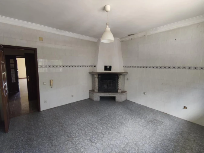 Apartamento T3 para Venda em Carregosa Foto 5