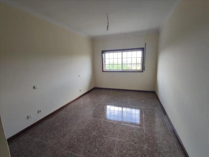 Apartamento T3 para Venda em Carregosa Foto 10