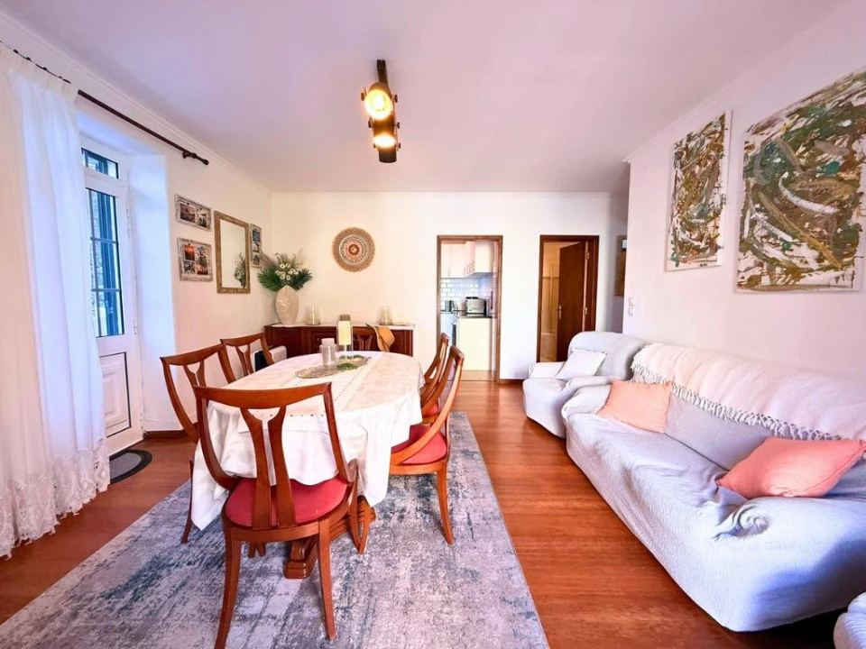 Moradia T3 para Venda em Porto Moniz Foto 11