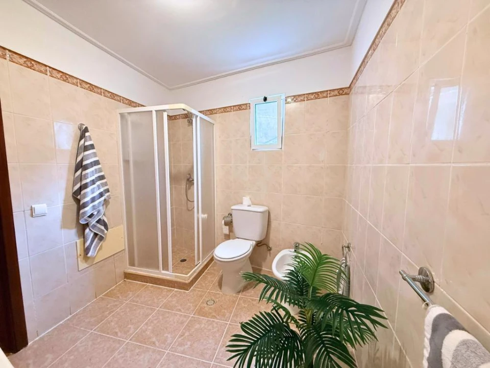 Moradia T3 para Venda em Porto Moniz Foto 28