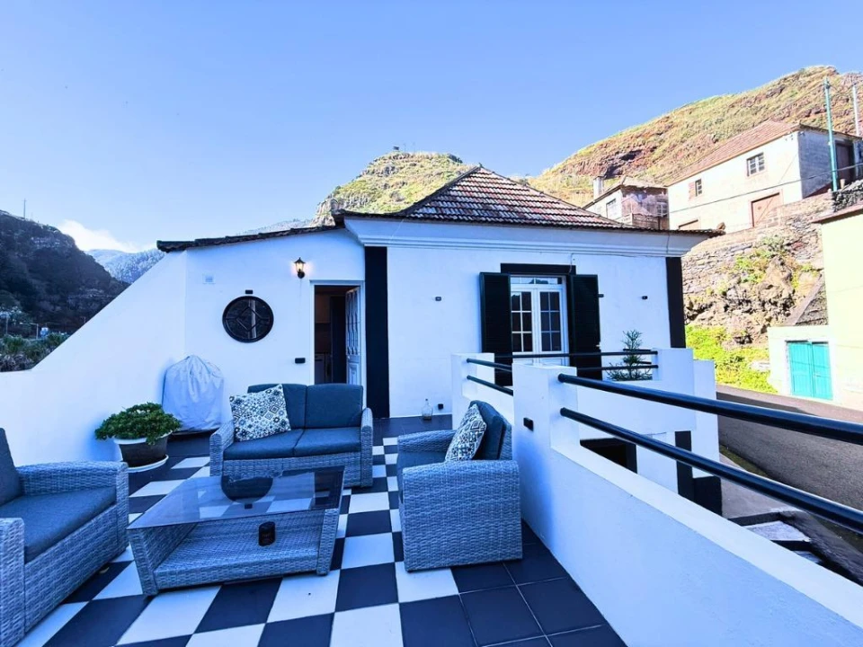 Moradia T3 para Venda em Porto Moniz Foto 3