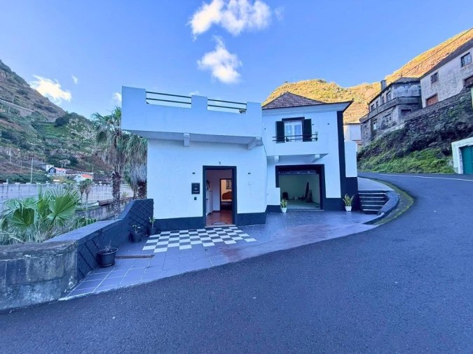 Moradia T3 para Venda em Porto Moniz Foto 30