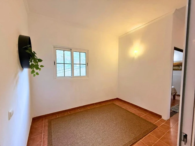 Moradia T3 para Venda em Porto Moniz Foto 9