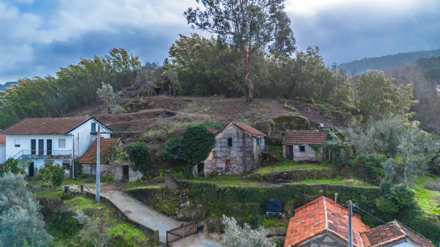 Moradia T3 para Venda em Espírito Santo, Nossa Senhora da Graça e São Simão Foto 8