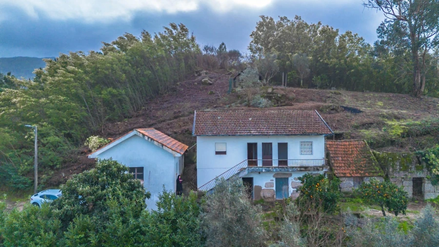 Moradia T3 para Venda em Espírito Santo, Nossa Senhora da Graça e São Simão Foto 4