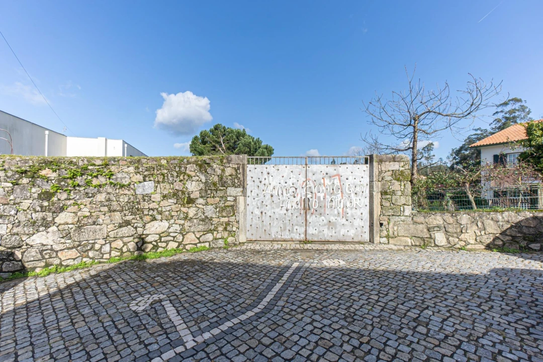 Moradia T4 para Venda em Junqueira Foto 4