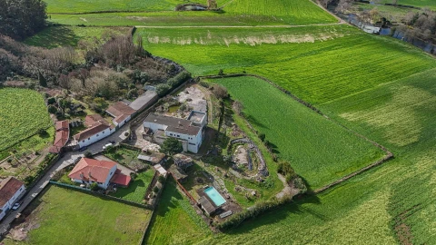 Moradia T4 para Venda em Junqueira