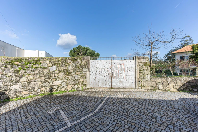 Moradia T4 para Venda em Junqueira Foto 3