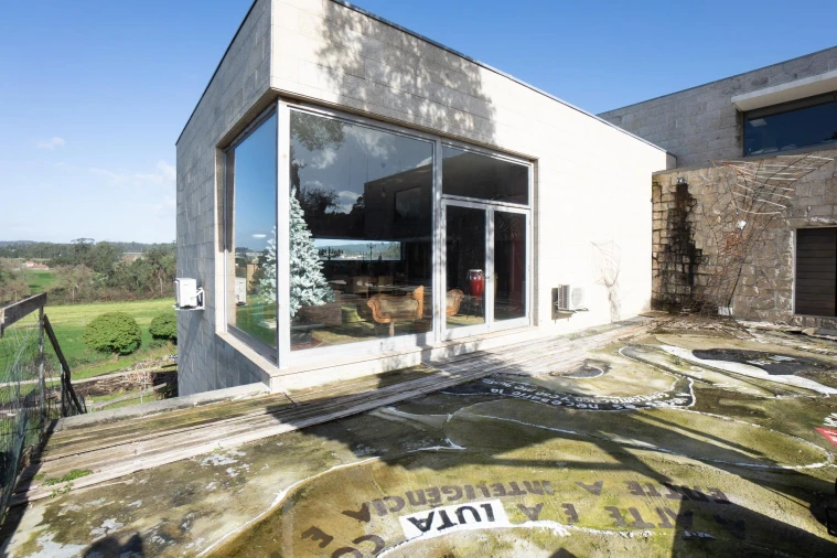 Moradia T4 para Venda em Junqueira Foto 6