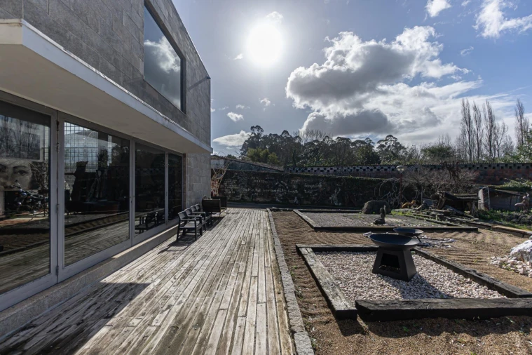 Moradia T4 para Venda em Junqueira Foto 5