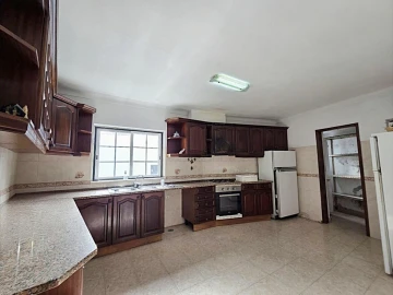 Moradia T3 para Venda em Agualva e Mira-Sintra