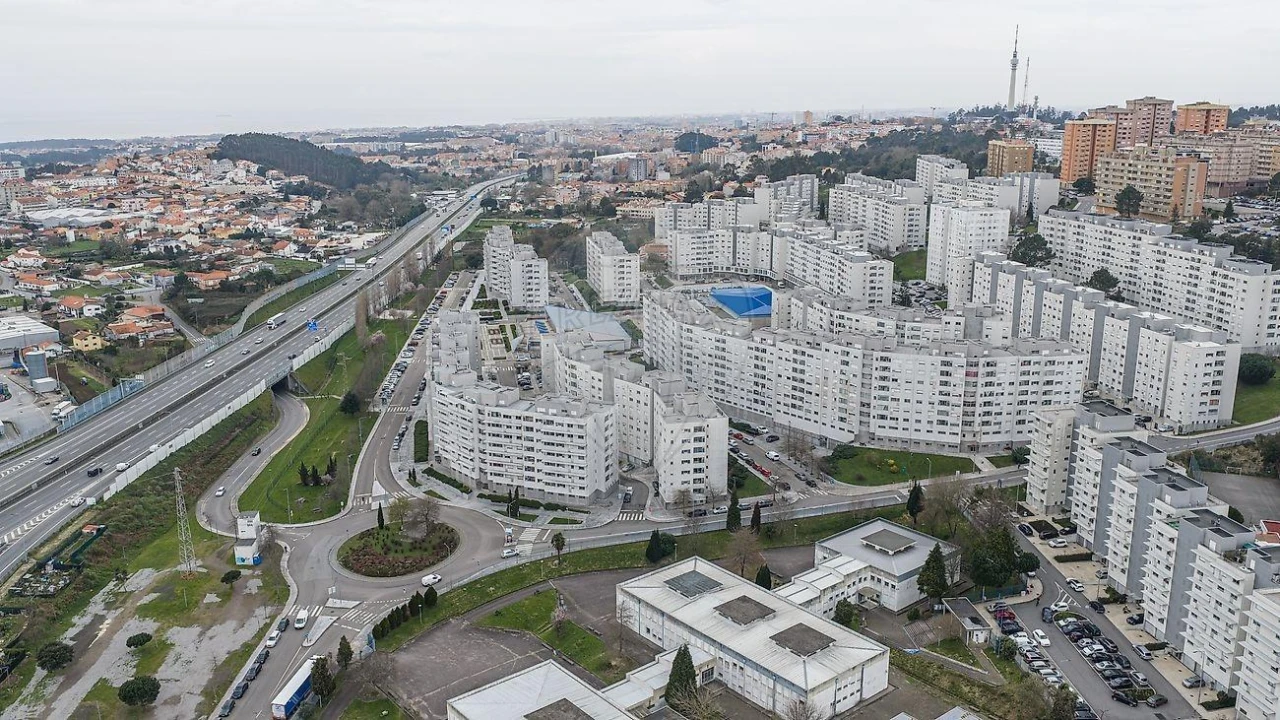 Apartamento T2 para Venda em Vilar de Andorinho Foto 20