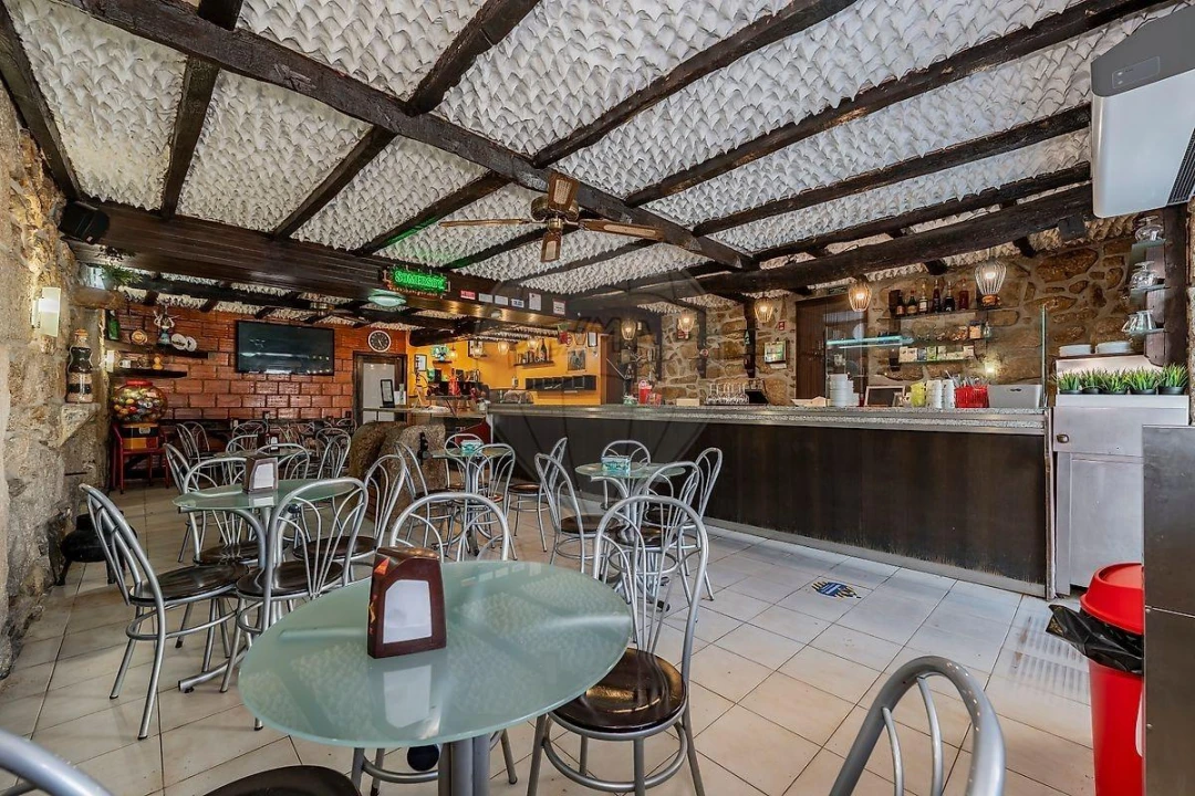 Moradia T4 para Venda em Águas Santas e Moure Foto 39