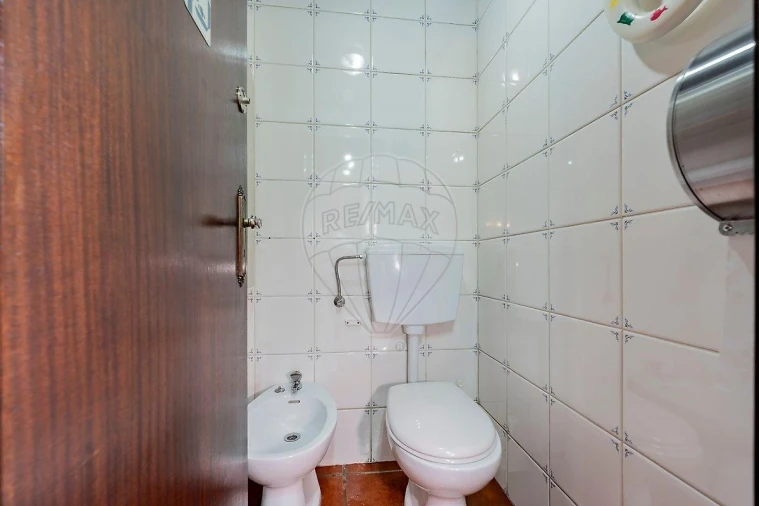 Moradia T4 para Venda em Águas Santas e Moure Foto 38