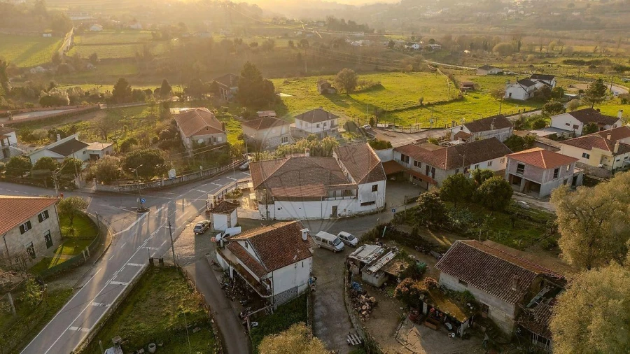 Moradia T4 para Venda em Águas Santas e Moure Foto 9