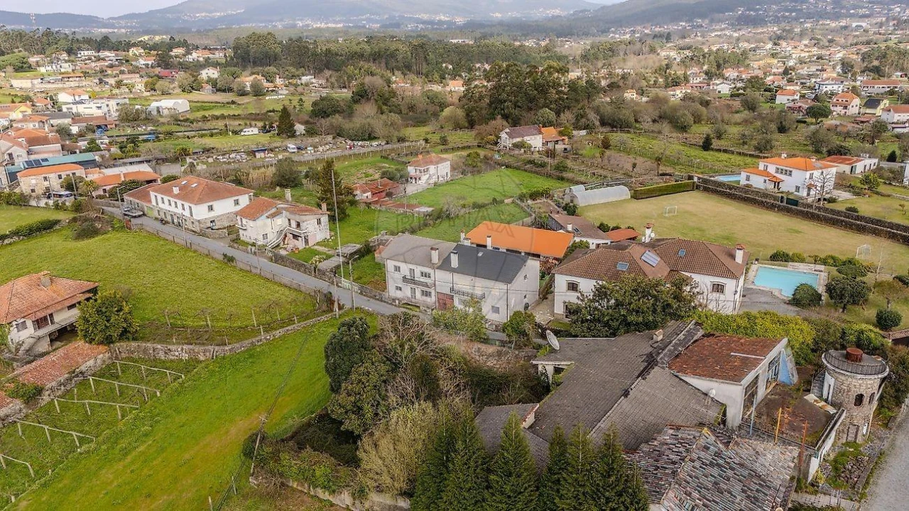 Apartamento T3 para Venda em Forjães Foto 11