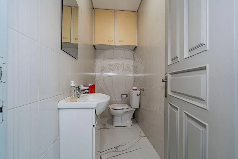 Apartamento T3 para Venda em Forjães Foto 6