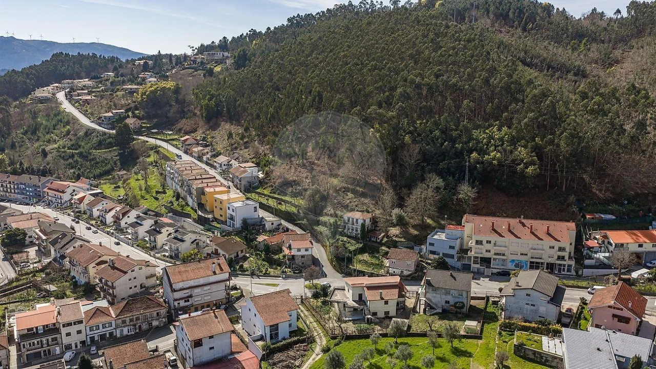 Moradia T3 para Venda em Vieira do Minho Foto 13