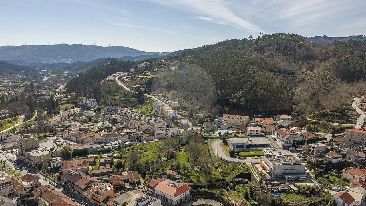 Moradia T3 para Venda em Vieira do Minho Foto 8