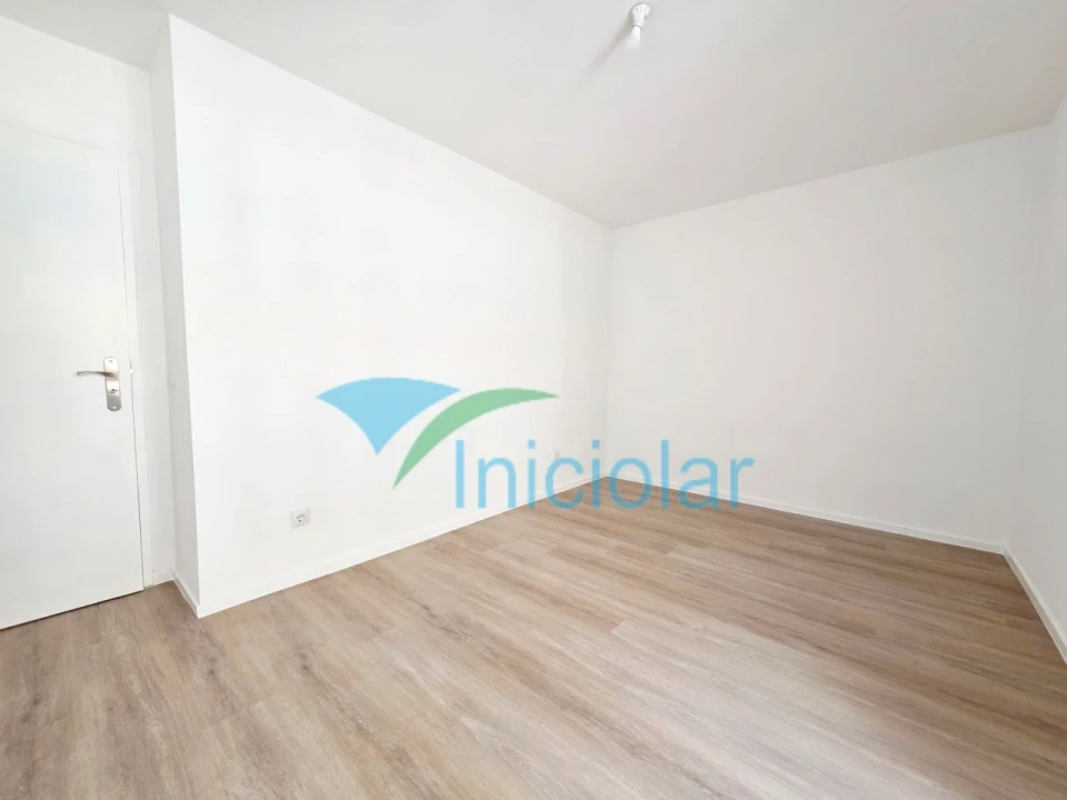 Apartamento T3 para Venda em Baguim do Monte (Rio Tinto) Foto 8