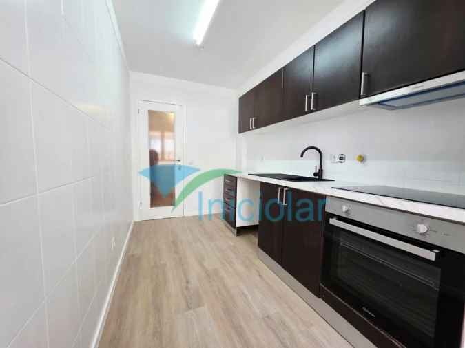 Apartamento T3 para Venda em Baguim do Monte (Rio Tinto) Foto 3