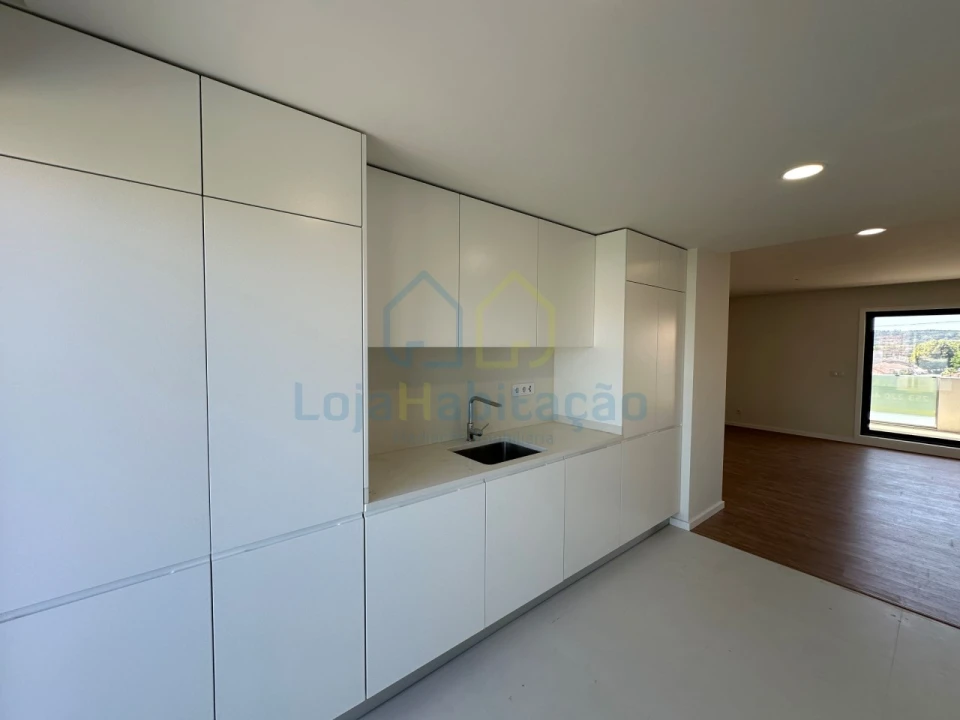 Apartamento T3 para Venda em Vila Nova de Famalicão e Calendário Foto 12