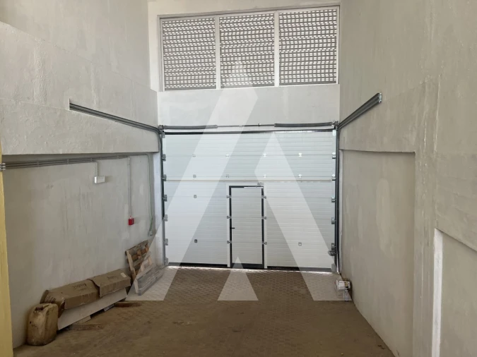 Armazém para Venda em Sacavém e Prior Velho Foto 10