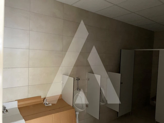 Armazém para Venda em Sacavém e Prior Velho Foto 23