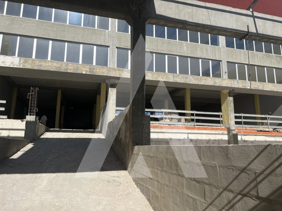 Armazém para Venda em Loures Foto 15