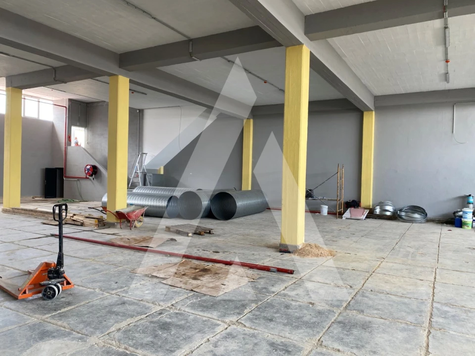 Armazém para Venda em Loures Foto 27