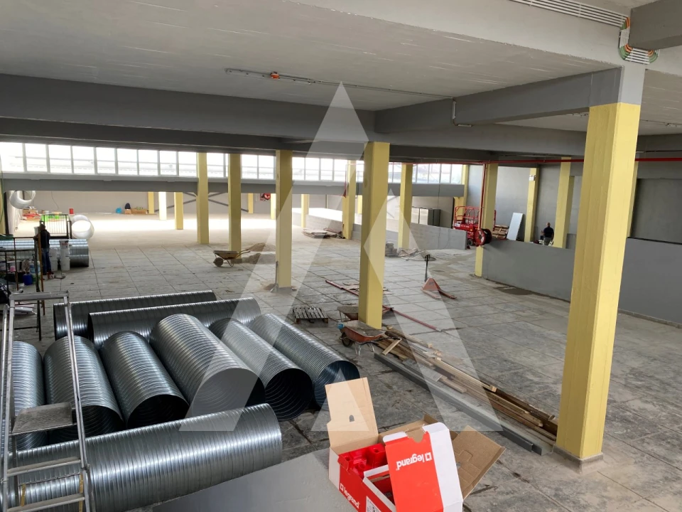 Armazém para Venda em Loures Foto 37