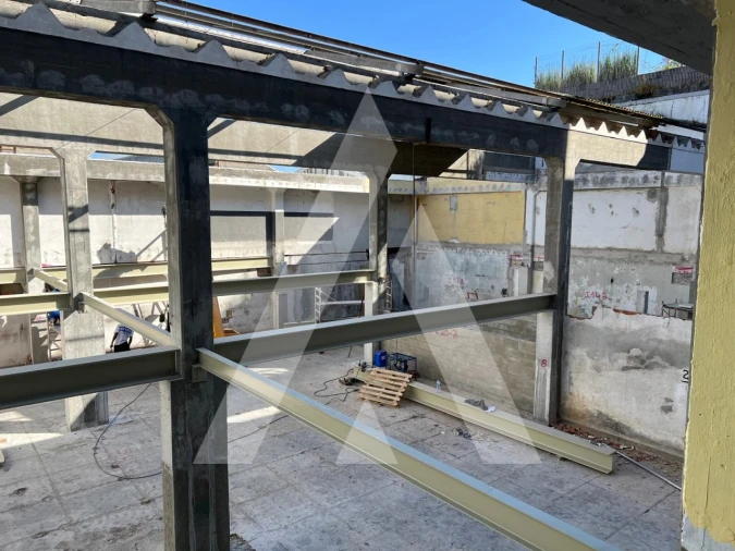 Armazém para Venda em Loures Foto 3