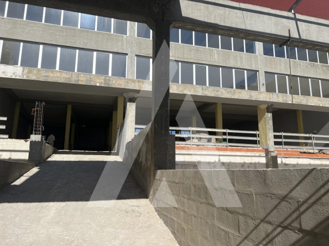 Armazém para Venda em Loures Foto 15
