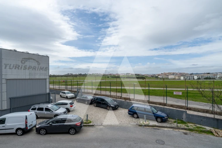 Armazém para Venda em Loures Foto 14