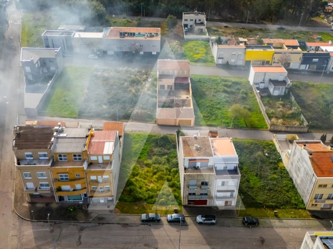 Terreno para Venda em Pedroso e Seixezelo Foto 3