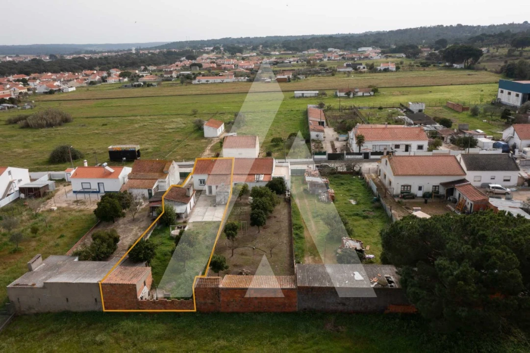 Moradia T3 para Venda em Couço Foto 37