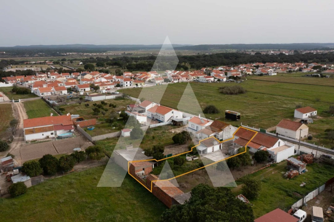 Moradia T3 para Venda em Couço Foto 38