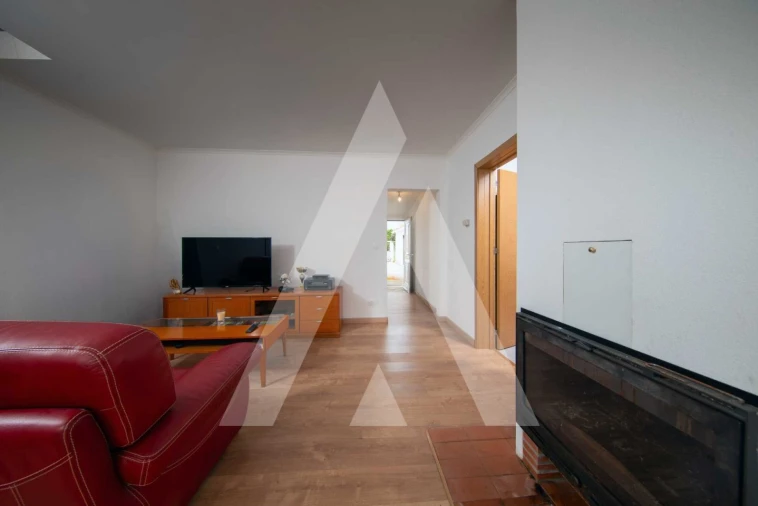 Moradia T3 para Venda em Couço Foto 7