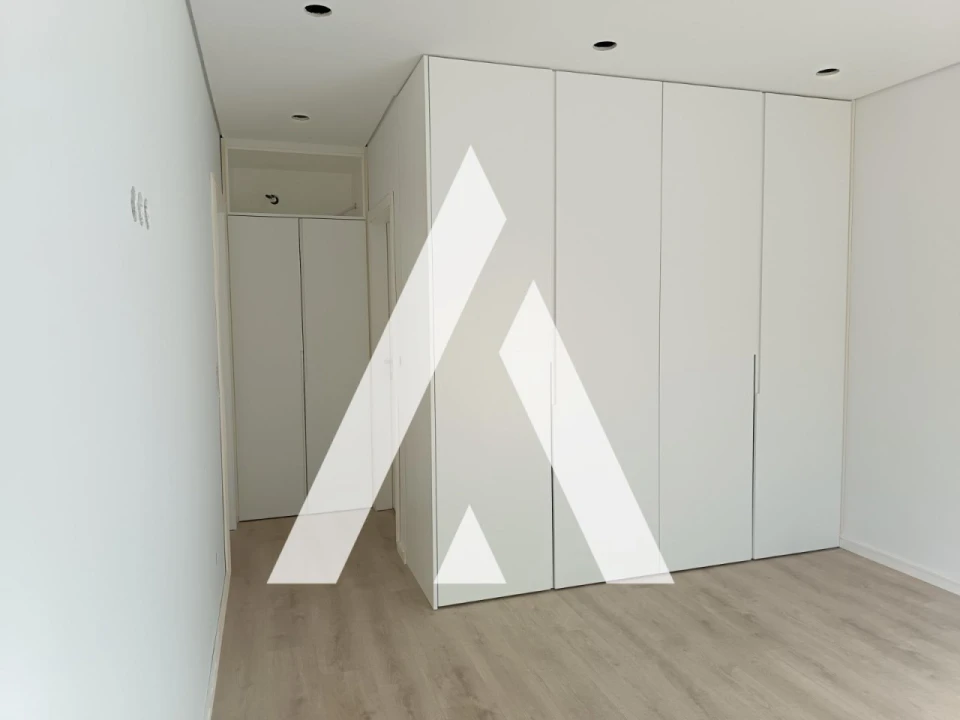 Moradia T2 para Venda em Lanheses Foto 19