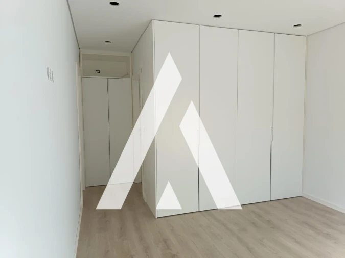 Moradia T2 para Venda em Lanheses Foto 19