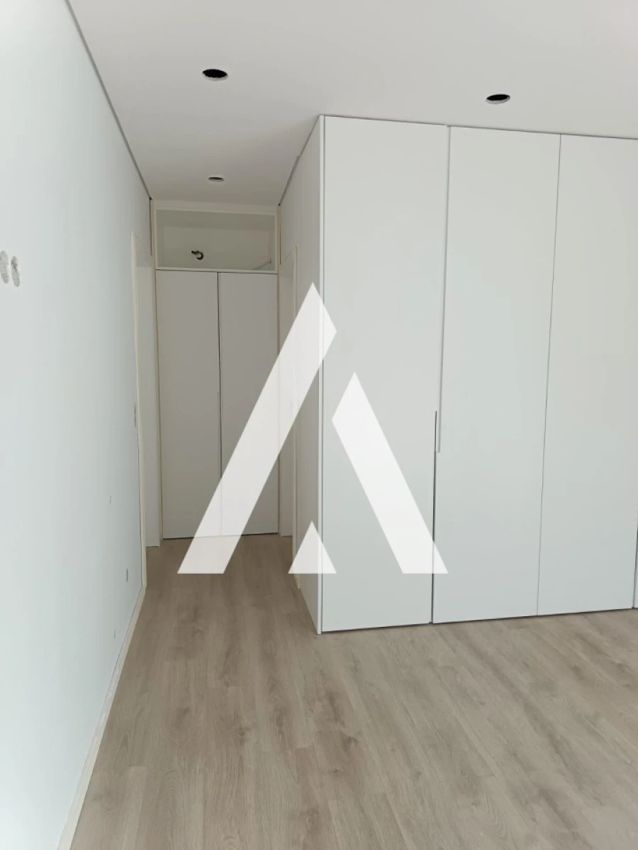 Moradia T2 para Venda em Lanheses Foto 23