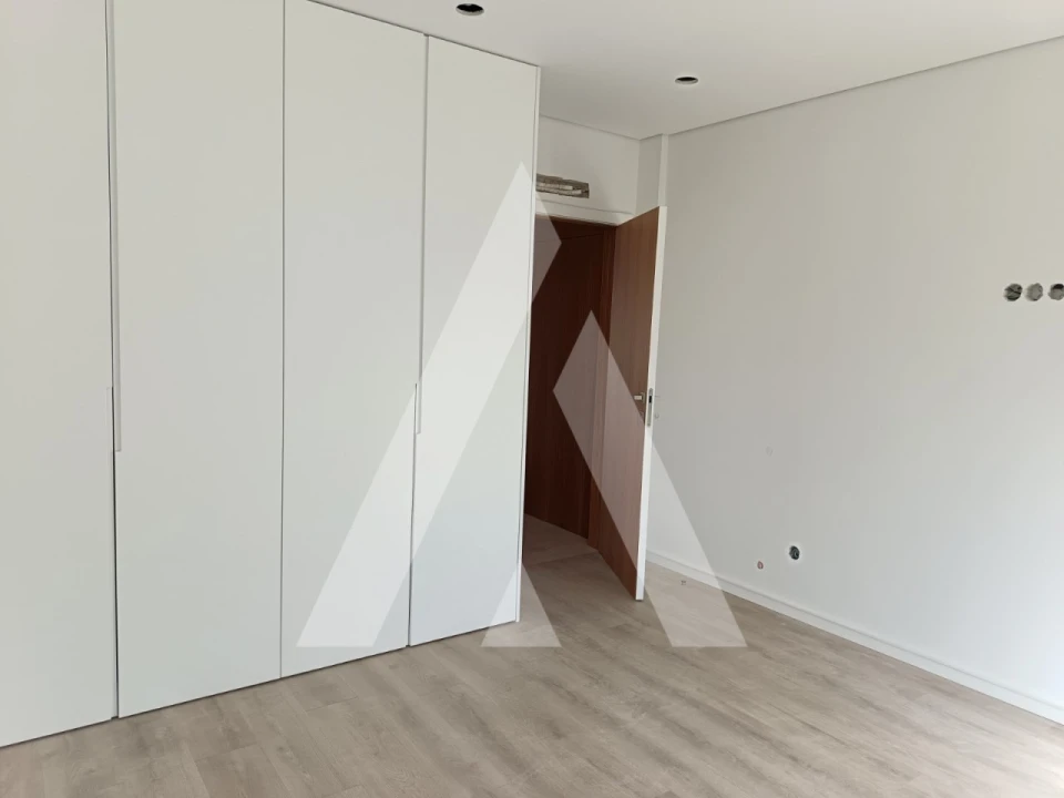 Moradia T2 para Venda em Lanheses Foto 22