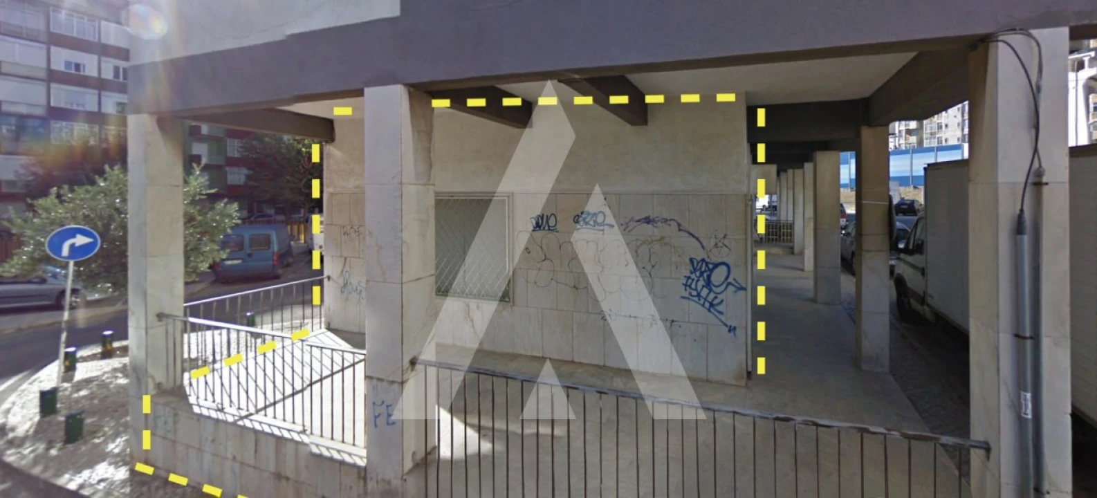 Loja para Arrendamento em Águas Livres Foto 9