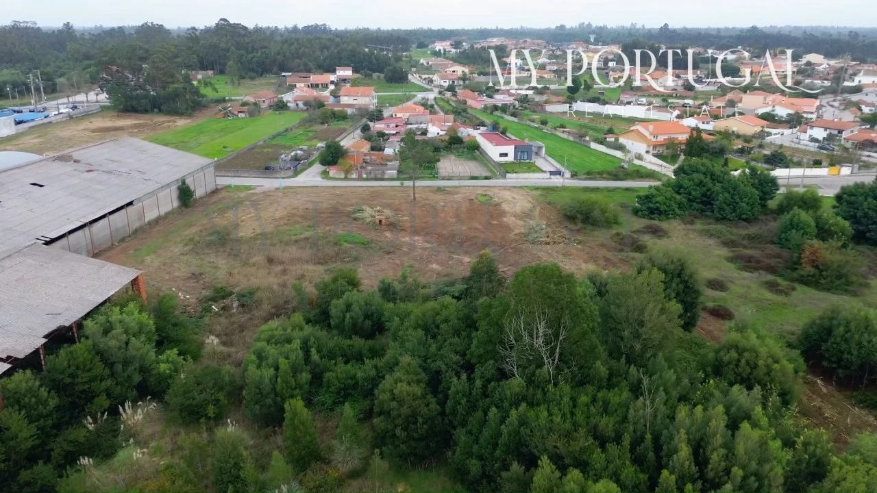 Terreno Comércio / Armazém para Venda em Mira Foto 1