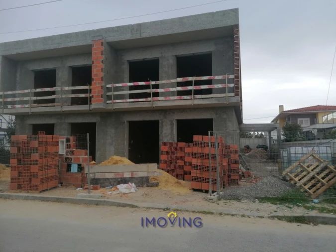 Moradia T4 para Venda em Fernao Ferro Foto 3