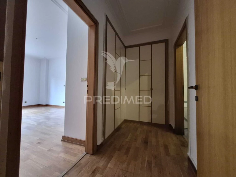 Apartamento T2 para Venda em Vila Franca de Xira Foto 13