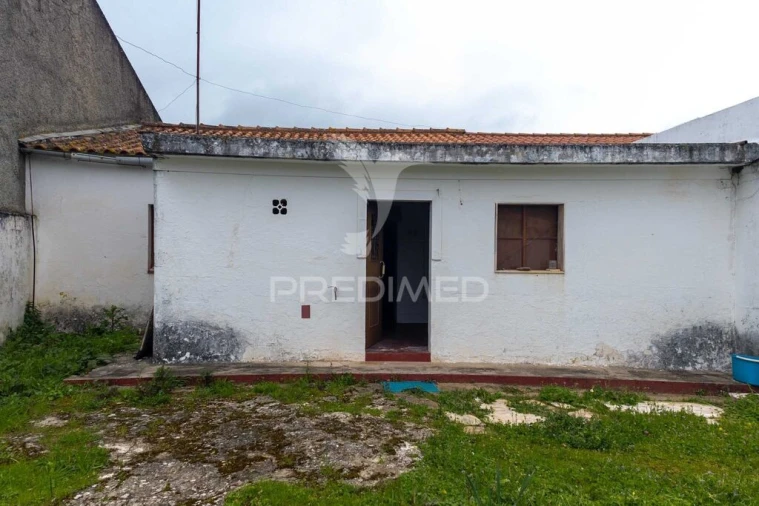 Moradia T4 para Venda em Capelins (Santo Antonio) Foto 18