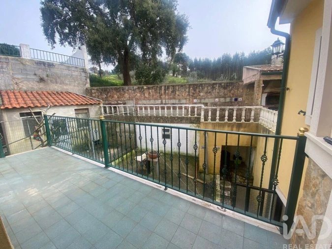 Moradia T3 para Venda em Lamas e Cercal Foto 12