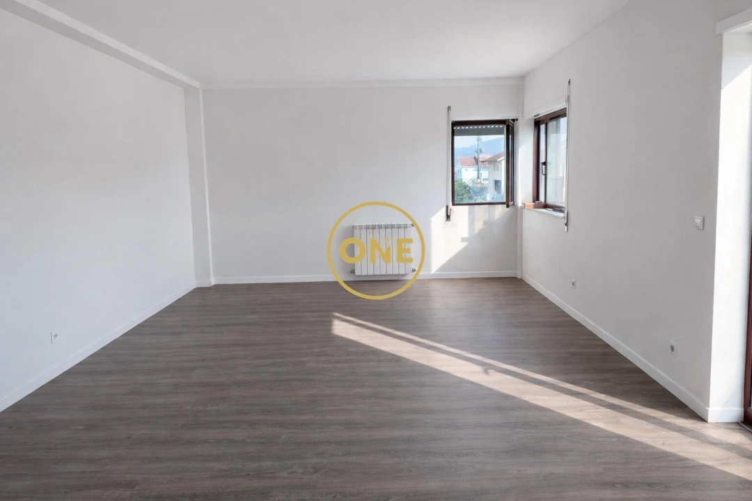 Apartamento T3 para Venda em Paço Foto 13