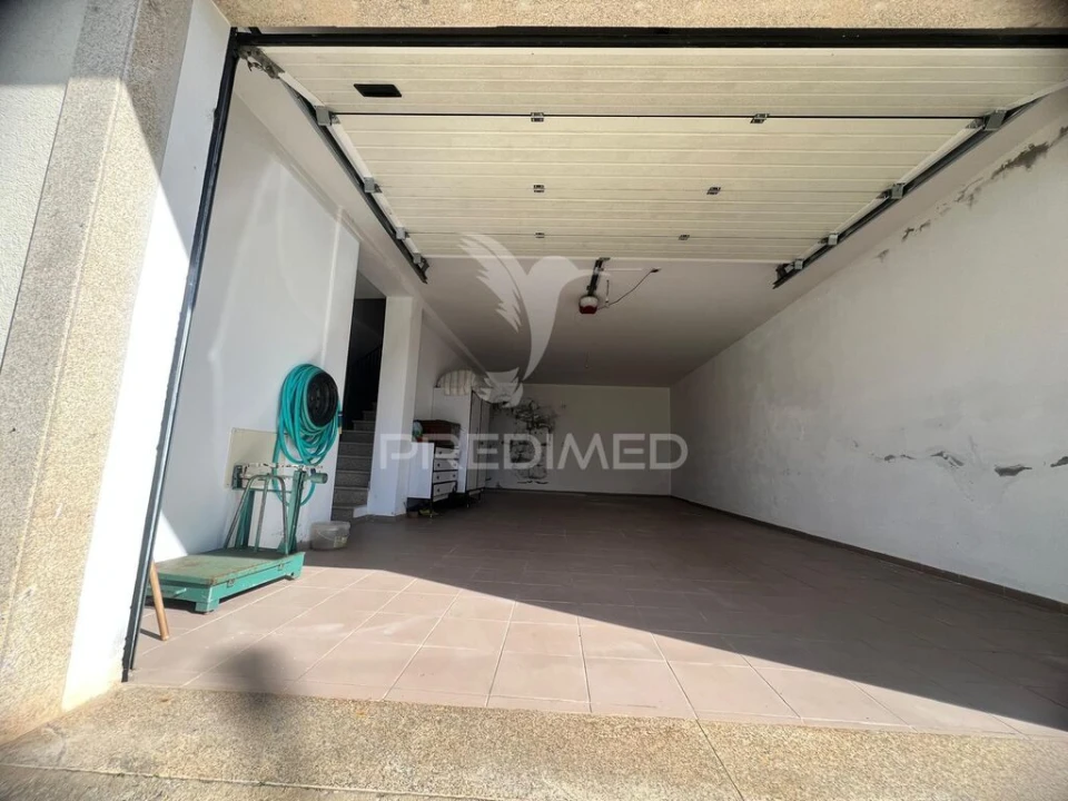 Moradia T3 para Venda em Ala e Vilarinho do Monte Foto 6